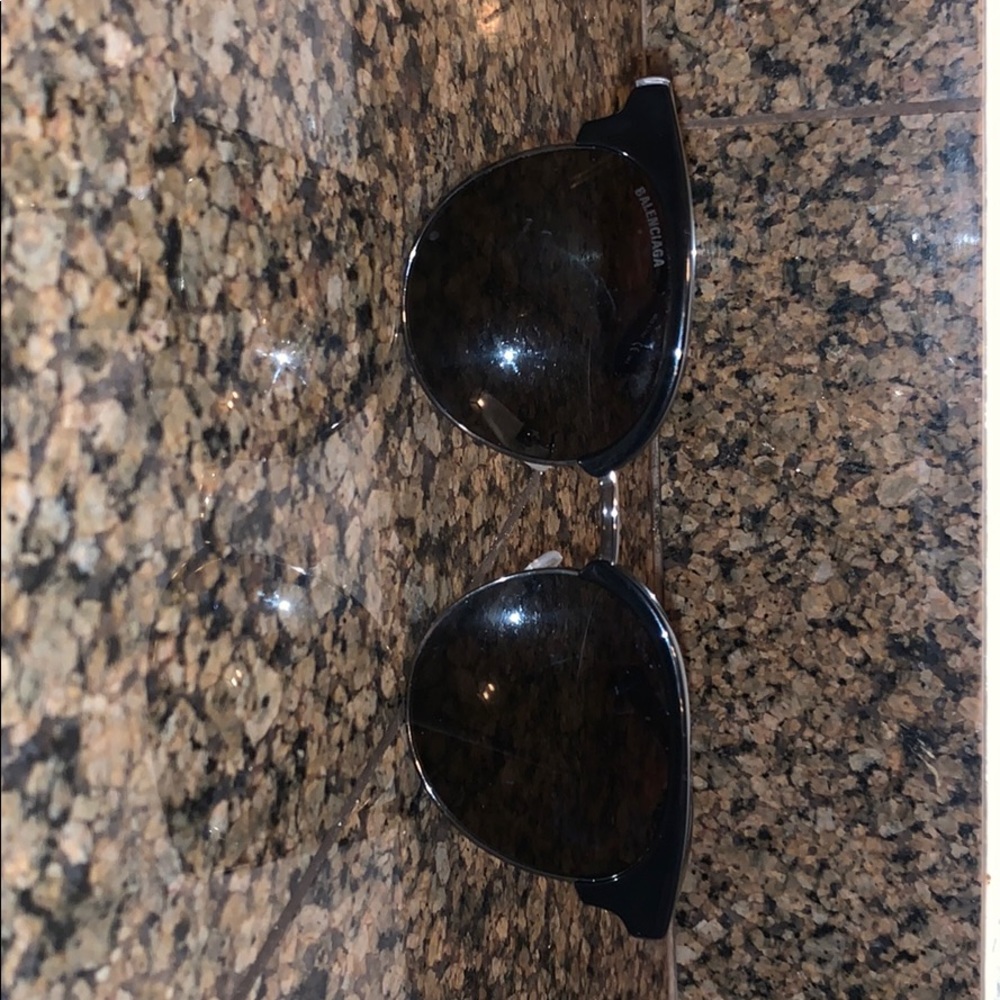 UNISEX Balenciaga sun glasses - Picture 3 of 5